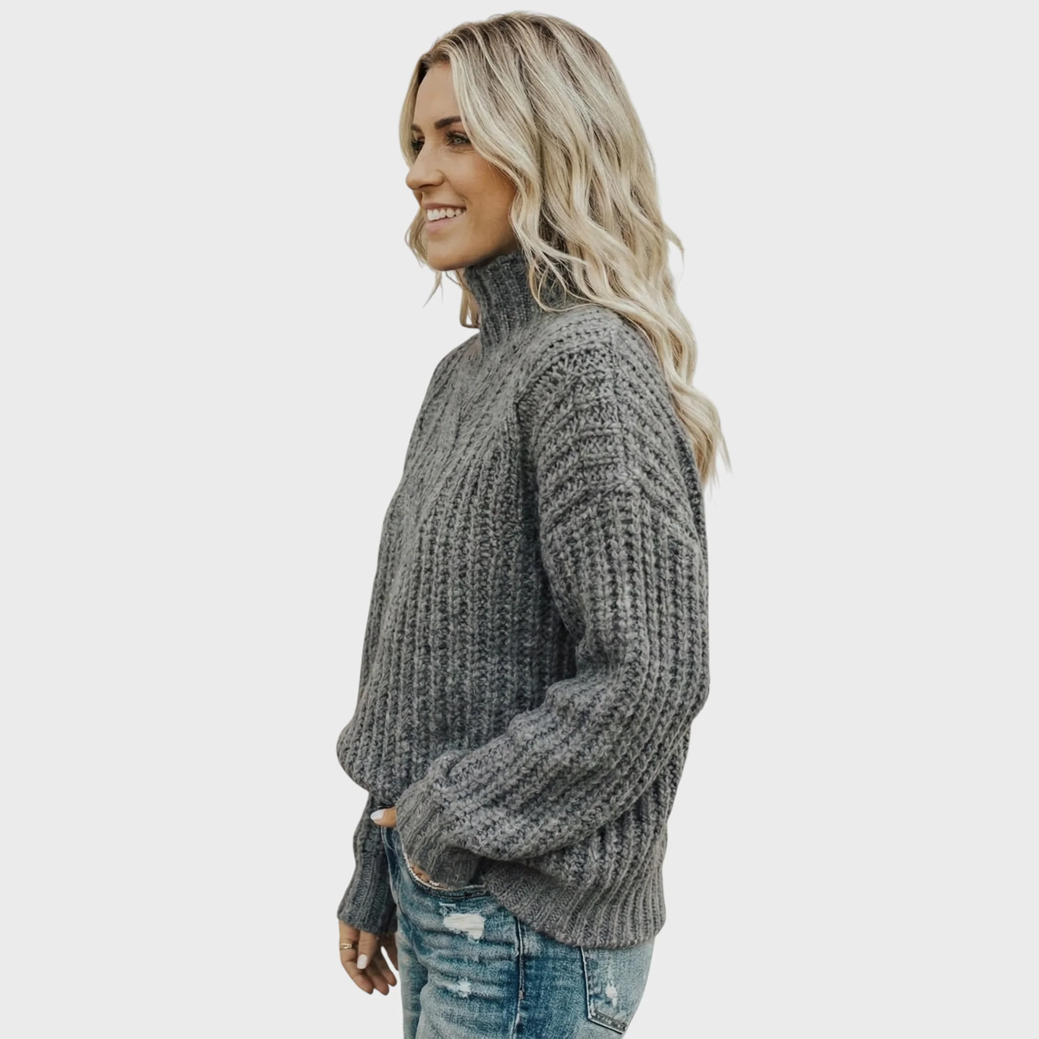 Aroa – Sweter pleciony z golfem - Image 3