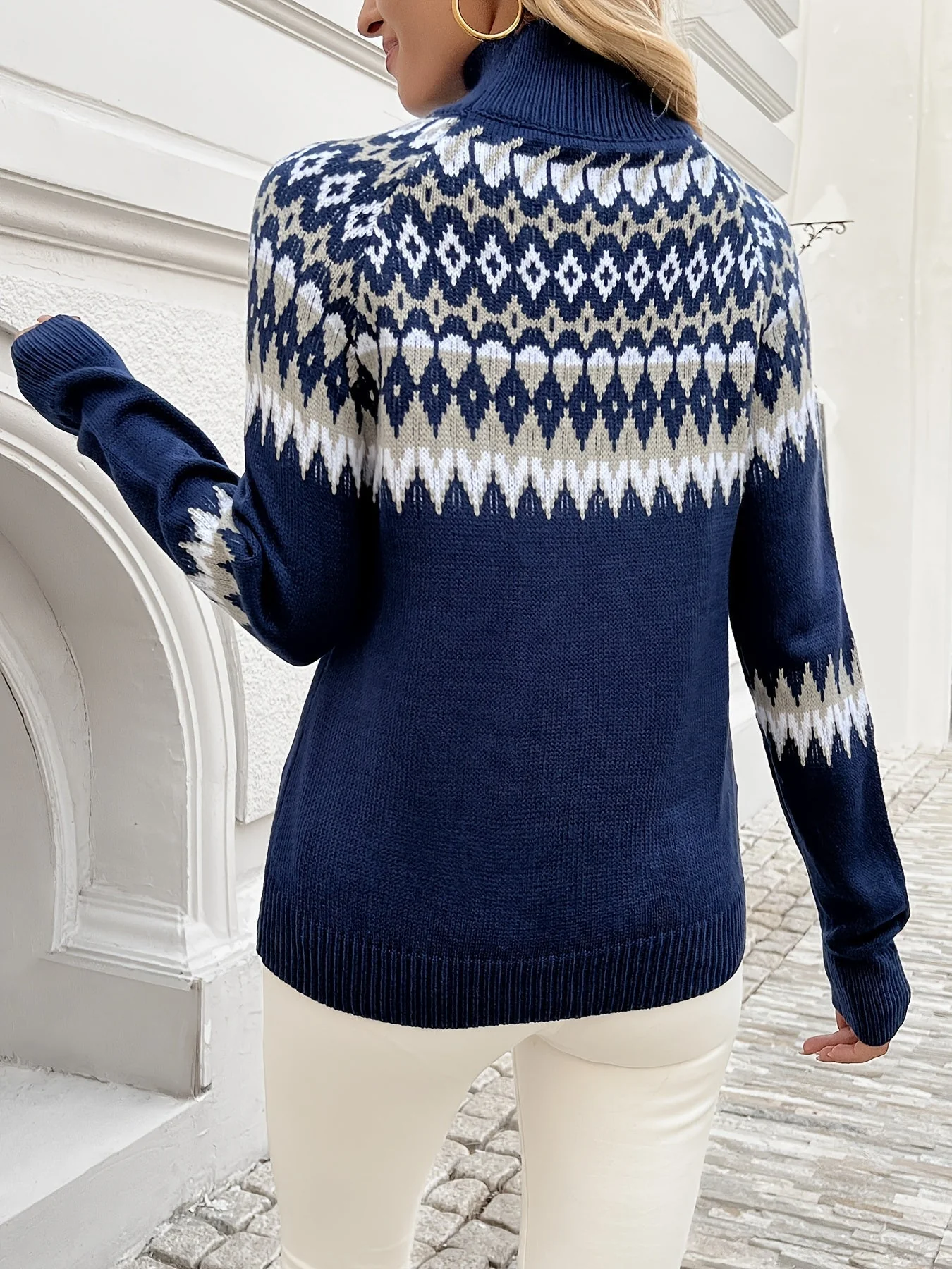 Ella | Elegancki Sweter w Geometryczny Wzór - Image 4