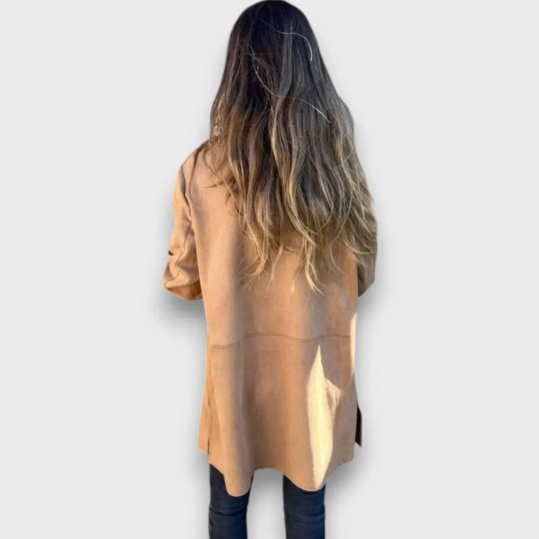 Eloise – Miękki Blazer-Kardigan w Kolorze Kamelowym - Image 3