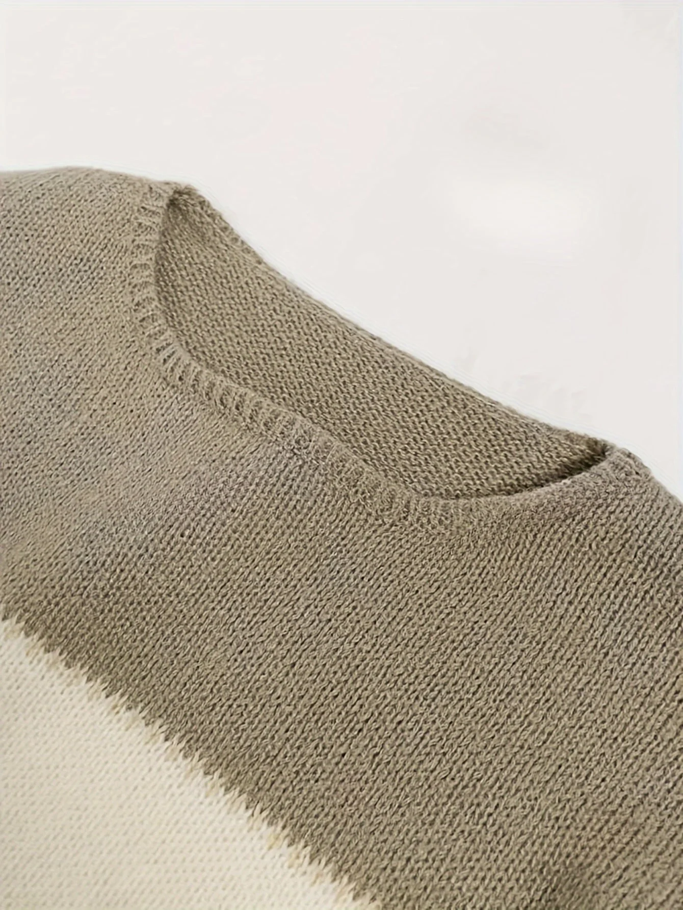 Livia - Sweter Color Block - Image 8