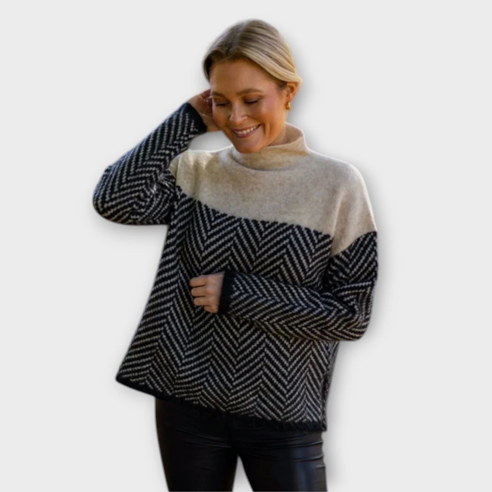Maeve - Miękki Sweter z Wysokim Kołnierzem - Image 4