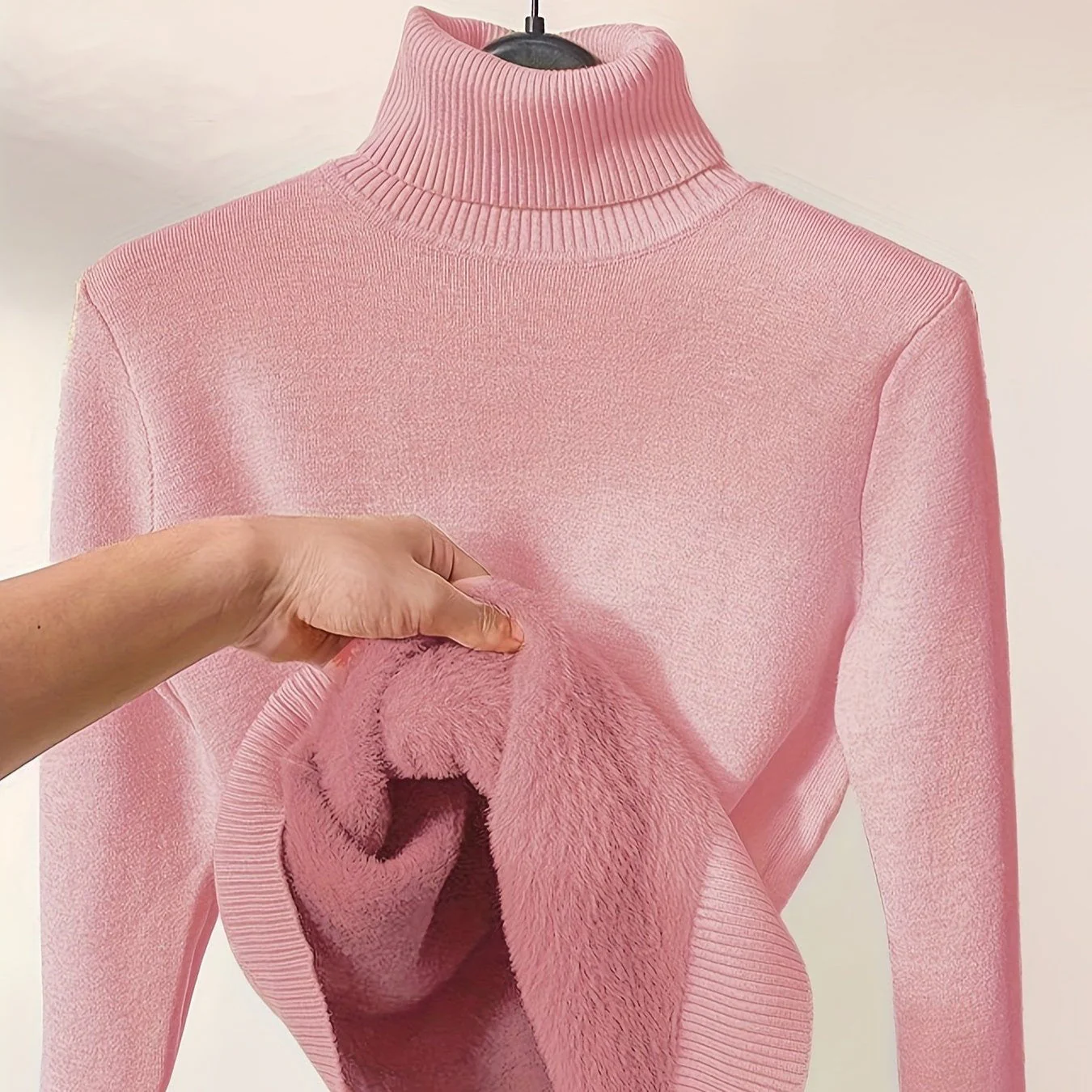 Zoe - Sweter z Wysokim Kołnierzem - Image 2